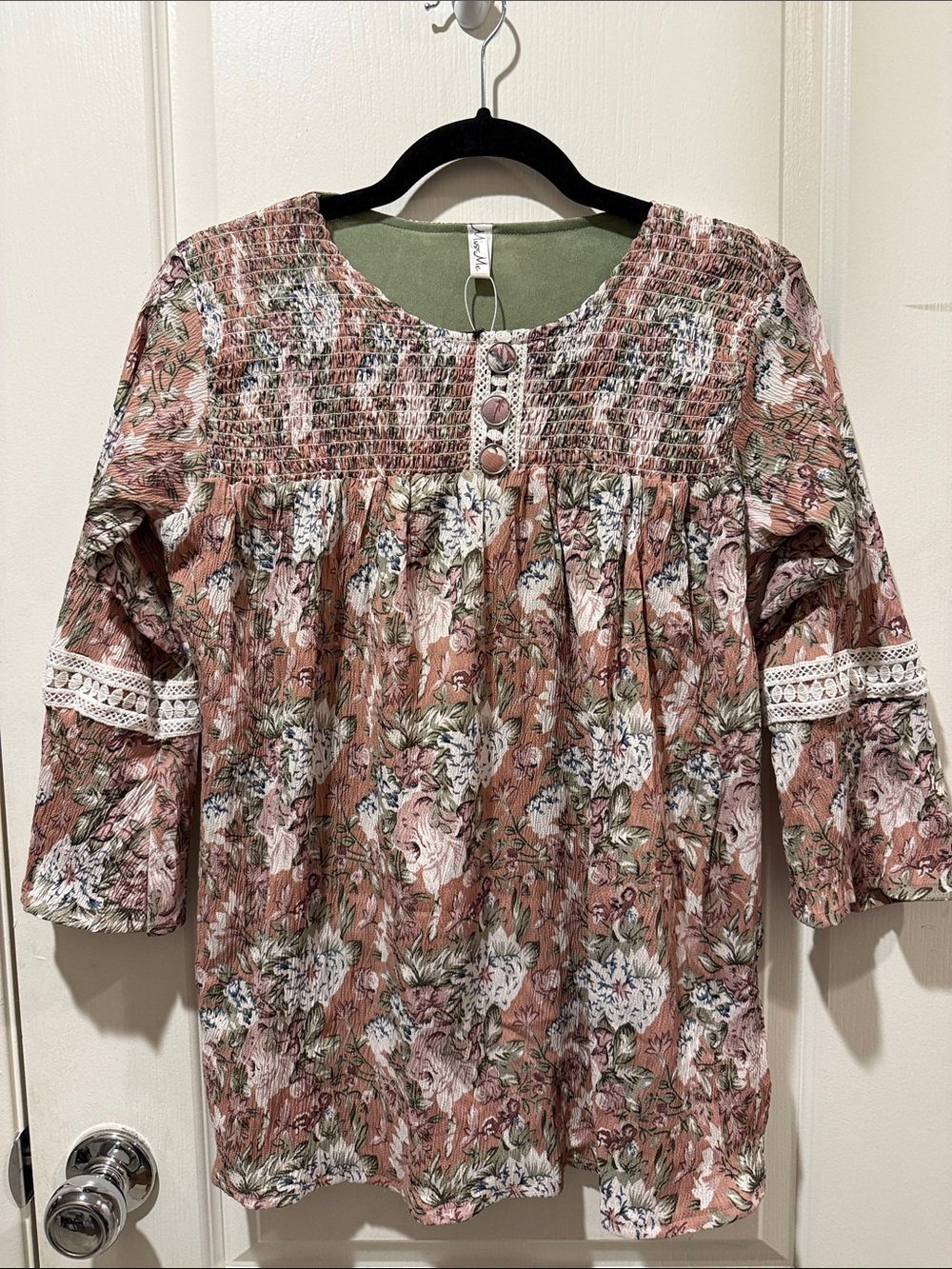 Women's Floral Smocked Peasant Top - Pink